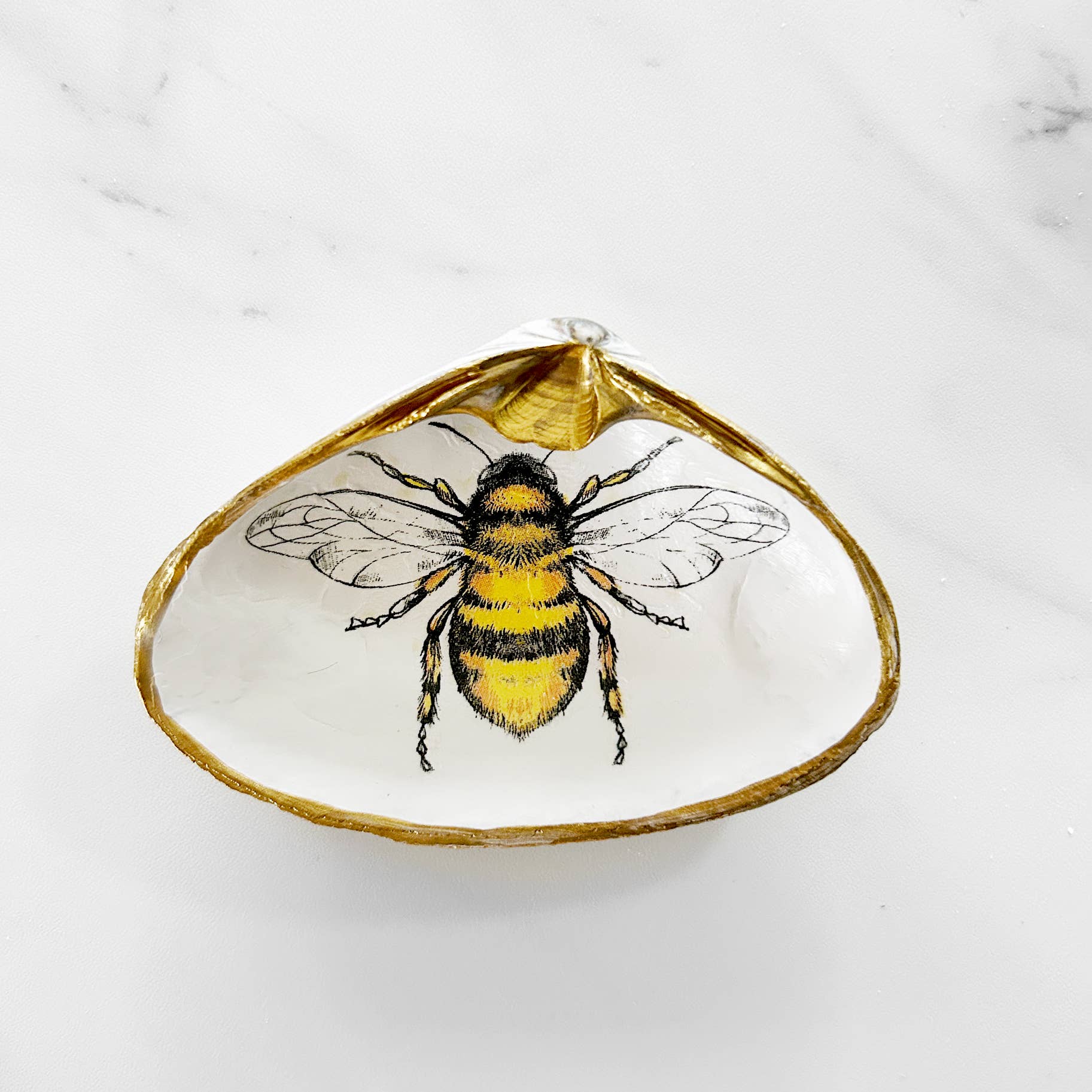 Large Single Bee Decoupage Clam Shell