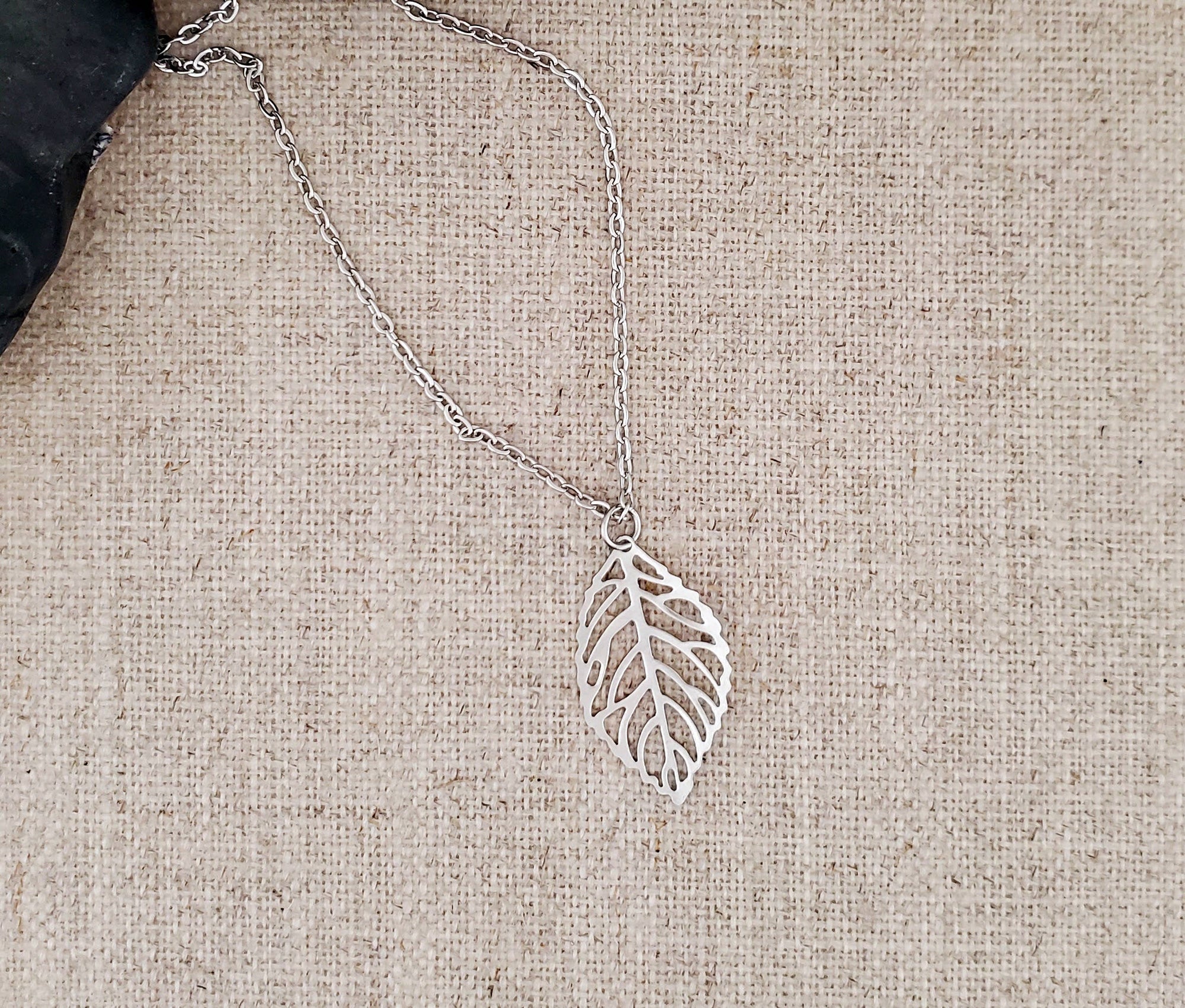 Simple Filigree Leaf Stainless Steel Necklace